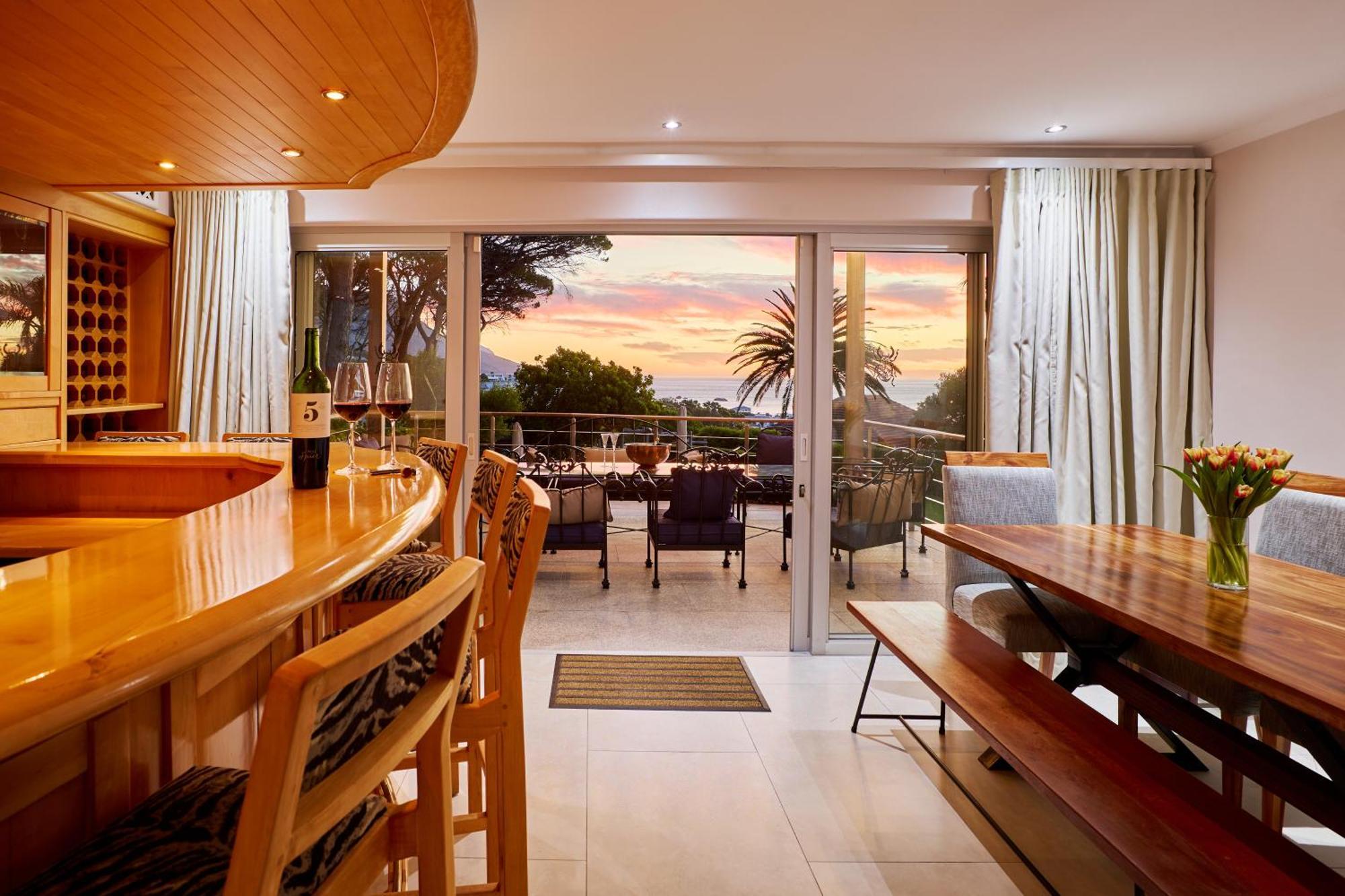 Villa 42 On Strathmore *
