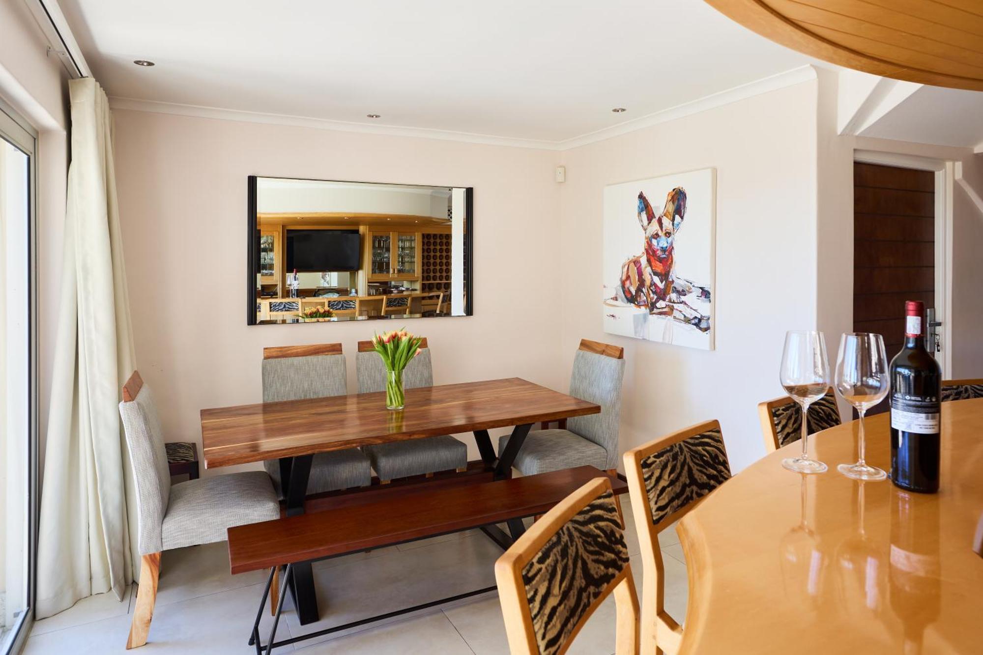 Villa 42 On Strathmore *