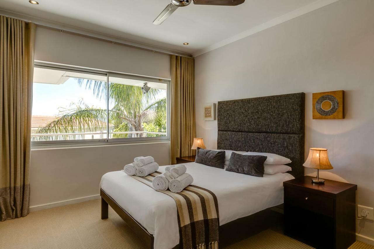 Villa 42 On Strathmore *